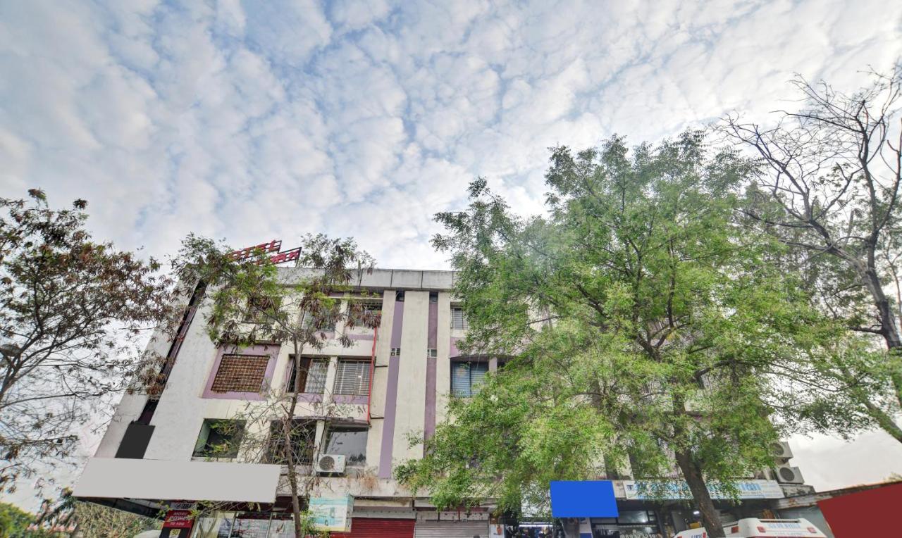 Treebo Trend Royal Galaxy Park Hotel Indore Exterior photo